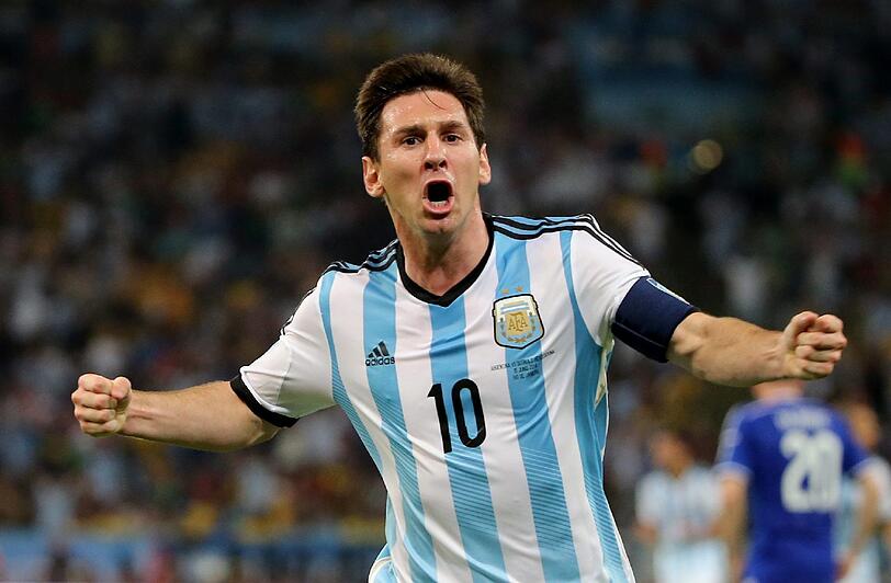 Lionel Messi jubelt nach seinem Treffer zum 2:0 gegen Bosnien.