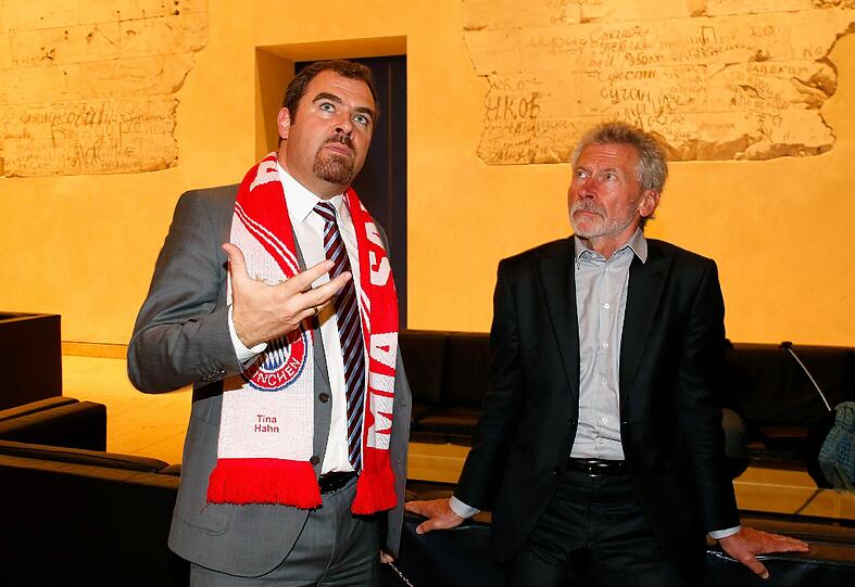 Der FC Bayern darf ab sofort die "Berliner Fraktion" des Bundestags zu seinen Fanklubs zählen.