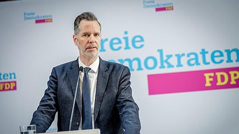 FDP-Chef D&uuml;rr muss schon die zweite Wahlniederlage seiner Partei in diesem Jahr verkraften. (Archivbild)