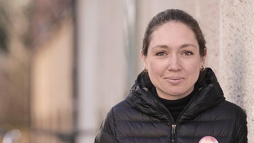 Philippa Sigl-Glöckner tritt für die SPD im Münchner Norden an. Im Bundestag will sie vor allem eines: Die Schuldenbremse reformieren. Das Finanzministerium kennt sie schon. Denn sie hat dort als Beamtin gearbeitet. Philippa Sigl-Glöckner tritt für die SPD im Münchner Norden an. Im Bundestag will sie vor allem eines: Die Schuldenbremse reformieren. Das Finanzministerium kennt sie schon. Denn sie hat dort als Beamtin gearbeitet.