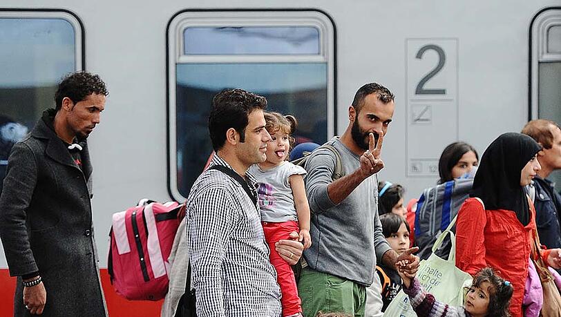 Auch weiterhin kommen viele Flüchtlinge am Münchner Hauptbahnhof an. Die Lage entspannt sich aber langsam wieder.