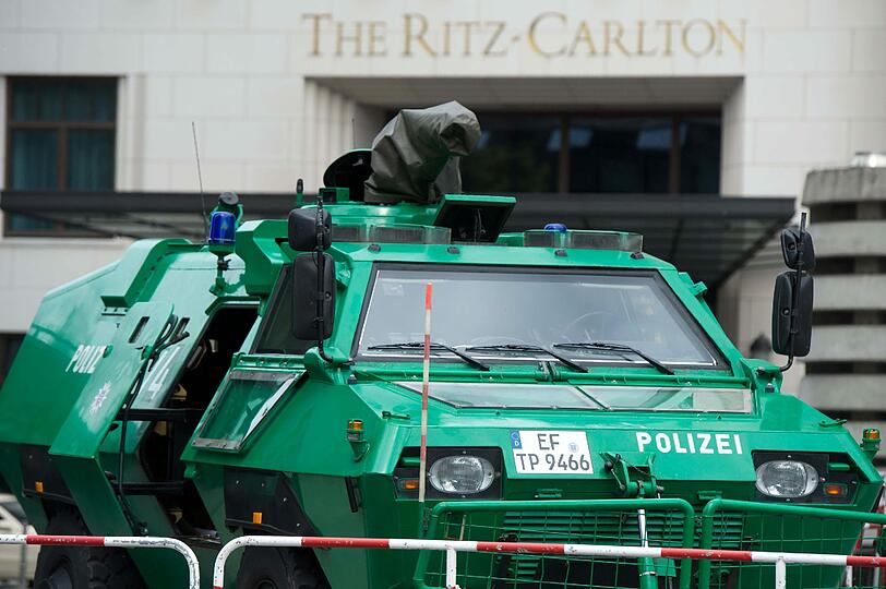 Berlin rüstet auf: Vor dem Besuch des US-Präsidenten Barack Obama gleicht Berlin einer Festung. Sehen Sie hier die Bilder!