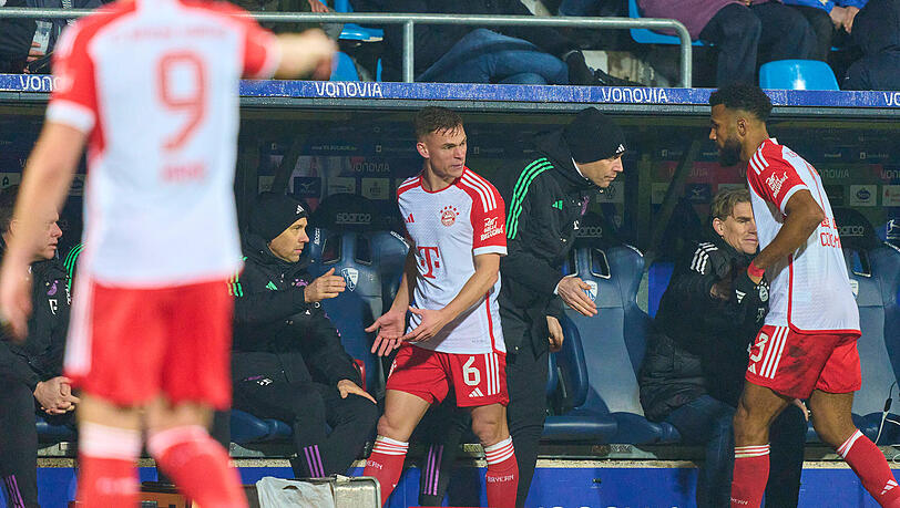 Nach Auswechslung in Bochum: Ein sichtlich angefressener Joshua Kimmich.
