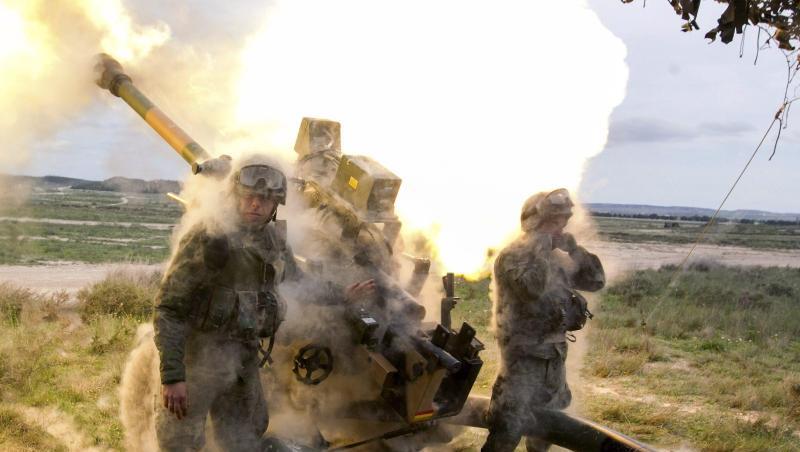 Training für die schnelle Nato-Eingreiftruppe: Soldaten bei einem Manöver. Training für die schnelle Nato-Eingreiftruppe: Soldaten bei einem Manöver.