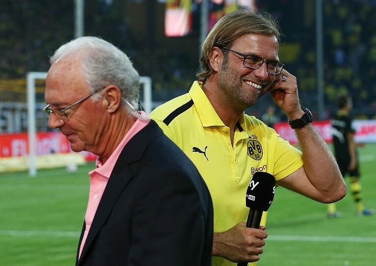 Es entsprach dem Script eines Hollywood-Streifens, dass der von den Fans umschwärmte Neuzugang Marco Reus (11.) und dessen leidgeprüfter und ebenso hoch talentierter Kumpel Mario Götze drei Minuten nach seiner Einwechslung (81.) die Tore des BVB erzielten.