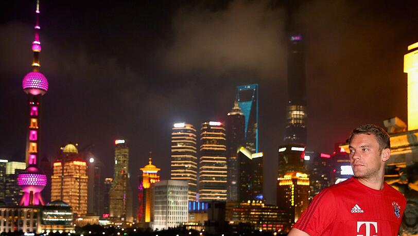Die Bayern-Stars haben Spaß - über den Dächern von Shanghai. Die Bilder der AUDI Night
