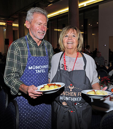 Soziale Ader: Paul Breitner und seine Frau Hilde, mit der er seit 50 Jahren verheiratet ist, unterstützen seit Jahren die Münchner Tafel.