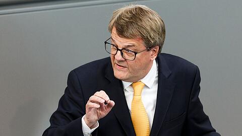 FDP-Politiker Reinhard Houben während einer Rede im Deutschen Bundestag.