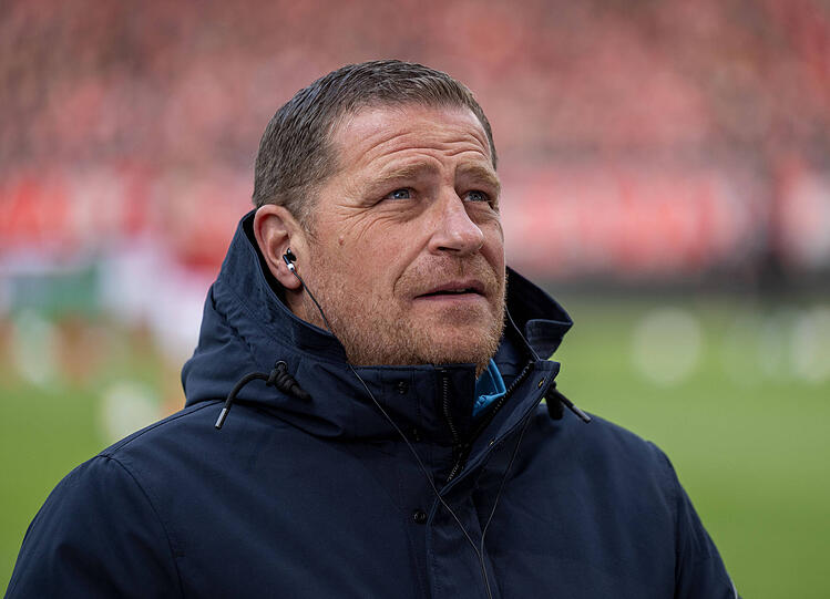 Bayerns Sportvorstand Max Eberl will die Trainer-Frage bis Ende April geklärt haben.