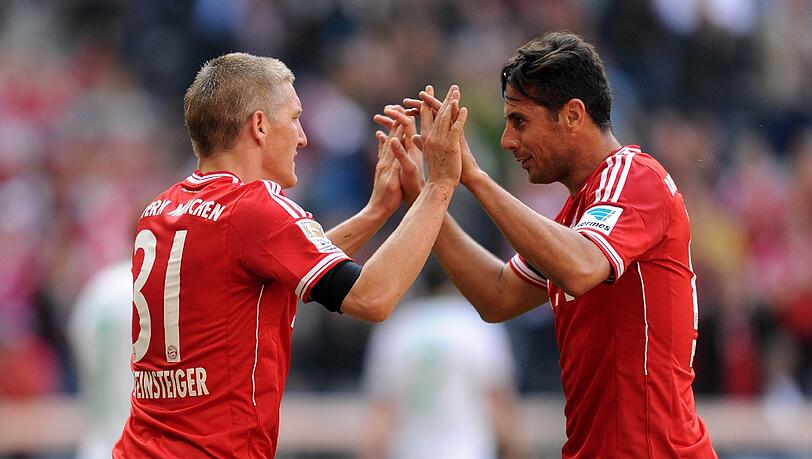 Gegen Bremen vollstreckte er zum 2:2 (53.) und 3:2 (57.). Zusätzlich bereitete er das 1:0 von Ribéry vor. Gegen Bremen vollstreckte er zum 2:2 (53.) und 3:2 (57.). Zusätzlich bereitete er das 1:0 von Ribéry vor.
