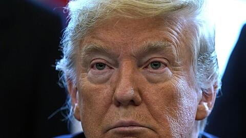 Für Trump ist die Entscheidung eine schwere Niederlage in einem lange währenden Rechtsstreit, der den Supreme Court bereits im Sommer erreicht hatte.