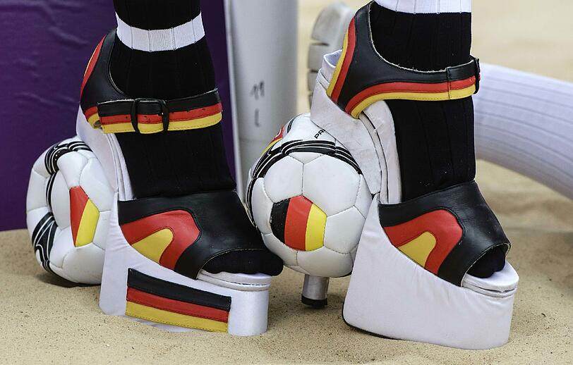 Deutschland gegen Ghana - das etwas andere Duell. Die Bilder vom Sexy Soccer 2014.