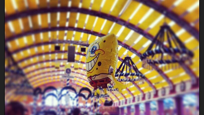 Auch Spongebob Schwammkopf hat ganz offensichtlich seinen Spaß auf der Wiesn. Auch Spongebob Schwammkopf hat ganz offensichtlich seinen Spaß auf der Wiesn.