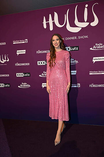 Alana Siegel. Alana Siegel.