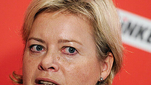 Linken-Chefin Gesine Lötzsch in der Kritik Linken-Chefin Gesine Lötzsch in der Kritik