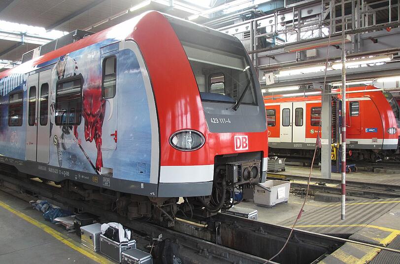 Fährt ab dieser Woche in München: Die Eis(hockey)-Bahn