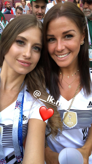 Daumen waren gedrückt: Cathy Hummels und die Freundin von Joshua Kimmich, Lina Meyer.