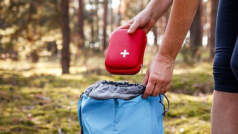 Ist die Reiseapotheke eingepackt?