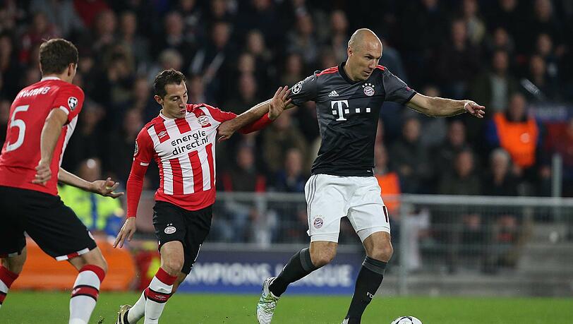 Arjen Robben bei seiner Rückkehr nach Eindhoven. Arjen Robben bei seiner Rückkehr nach Eindhoven.