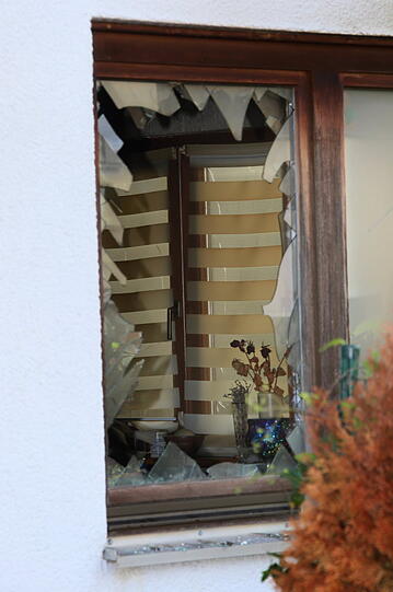 Das Haus in Garching wurde durch die Explosion stark beschädigt - der Schaden beträgt rund 100.000 Euro.