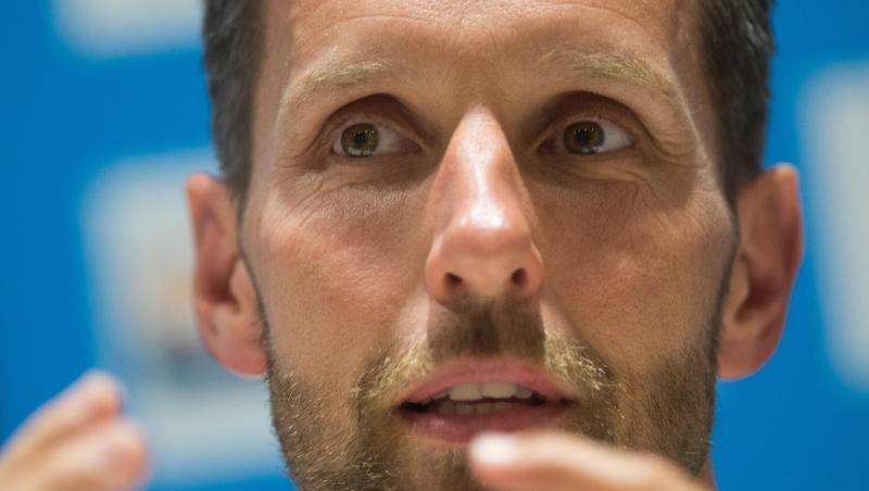 Höört als Chefbundestrainer der Schwimmer auf: Henning Lambertz. Höört als Chefbundestrainer der Schwimmer auf: Henning Lambertz.