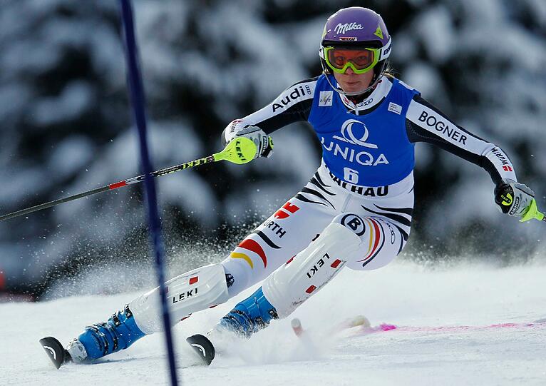 Beim Nachtslalom von Flachau belegte die 
Doppel-Olymiasiegerin einen starken zweiten Rang. Den erneuten 
Triumph der überragenden Österreicherin Marlies Schild konnte sie 
jedoch nicht verhindern.