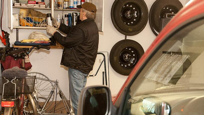 In Garagen bleibt im hinteren Teil meist noch Platz &ndash; selbst wenn das Auto darin parkt.