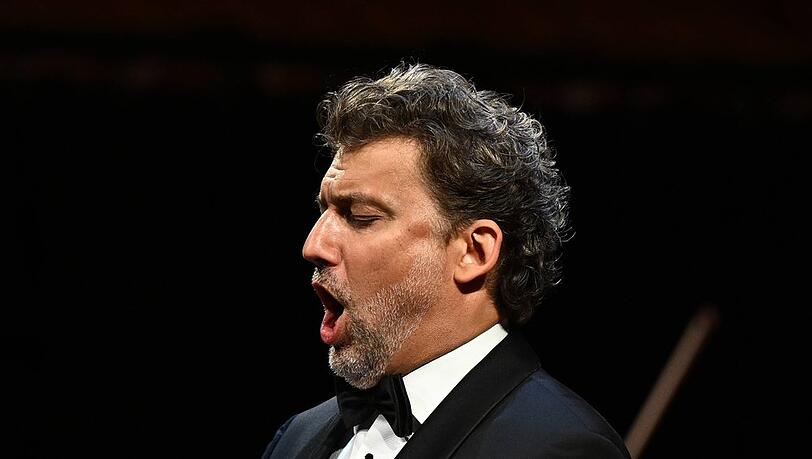 Der gebürtige Münchner Jonas Kaufmann singt am Freitag in der Allianz Arena. Der gebürtige Münchner Jonas Kaufmann singt am Freitag in der Allianz Arena.