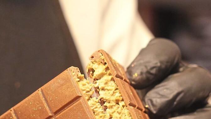 Das Innere der Dubai-Schokolade: Pistaziencreme und Engelshaar. Daniel von Loeper Das Innere der Dubai-Schokolade: Pistaziencreme und Engelshaar. Daniel von Loeper