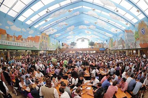 Täglich sucht die AZ das Wiesnfoto des Tages. Zu gewinnen gibt es 50 Euro und einen Tisch im Zelt
