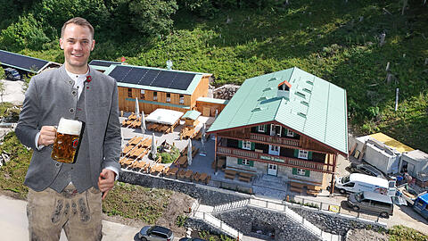 Bayern-Torwart Manuel Neuer (l.) und Johannes Rabl haben das historische Forsthaus Valepp im Landkreis Miesbach aufwendig saniert (Fotomontage).