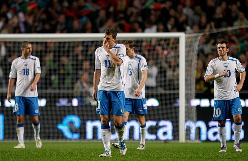 Enttäuscht: Nach dem 0:0 im Hinspiel hatten sich die Bosnier auch in Portugal etwas ausgerechnet - Am Ende hieß es 2:6.