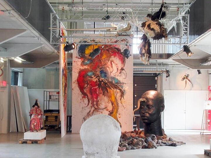 Blick in das "Labiomista"-Atelier von K. Vanmechelen.