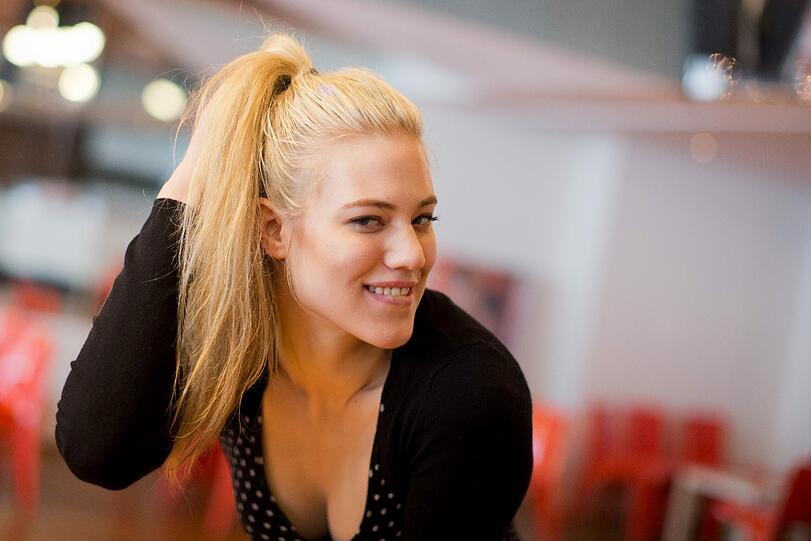 Mehr Bilder von Larissa bei "Let's Dance".