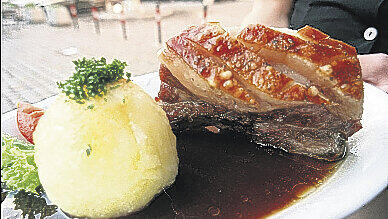 Auf den Spuren von Schäufele und „Hauben-Küche“. Auf den Spuren von Schäufele und „Hauben-Küche“.