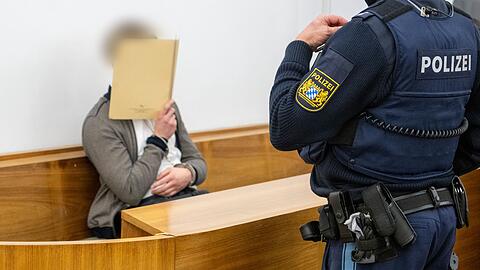 Nach einer t&ouml;dlichen Raserei durch Kaufbeuren muss der junge Autofahrer mehrere Jahre ins Gef&auml;ngnis. (Archivbild)