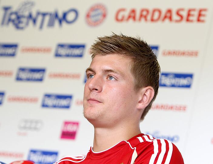 Toni Kroos ist, was oft vergessen wird, erst 21 Jahre alt.