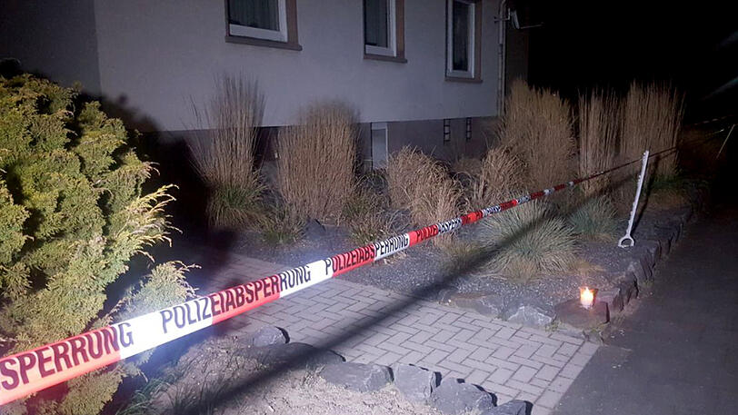 Die Polizei hat den Fundort der Leiche im Osnabrücker Stadtteil Schinkel abgesperrt.