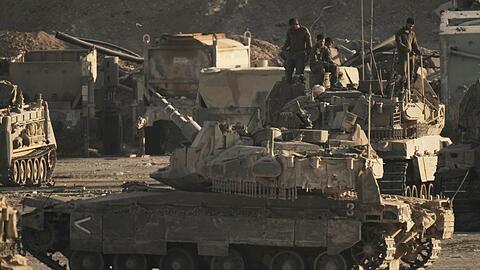 Israelische Panzer an der Grenze zum Gazastreifen.