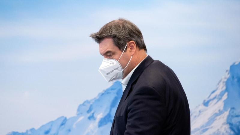 Ministerpräsident Markus Söder (CSU) vor der Kabinettssitzung im Videoraum der Staatskanzlei.