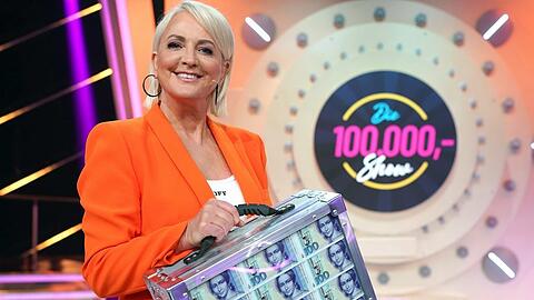 Ulla Kock am Brink moderiert erneut die "100.000 Mark Show".