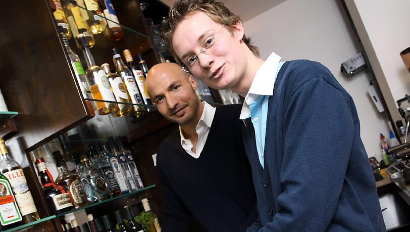 AZ-Reporter Max Wessing besuchte den Löwen-Kicker in seinem Café. AZ-Reporter Max Wessing besuchte den Löwen-Kicker in seinem Café.