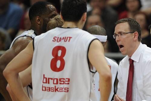 &bdquo;Wir haben die erfahreneren Spieler, die schon viele Playoff-Schlachten siegreich bestanden haben&ldquo;: Bambergs Trainer Chris Fleming schwört die Brose Baskets auf die Playoffs ein.