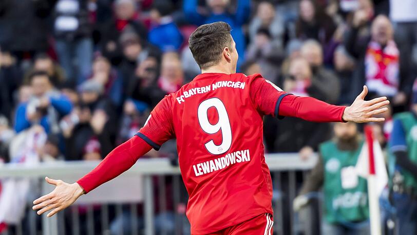 Robert Lewandowski bringt die Bayern in Führung. Robert Lewandowski bringt die Bayern in Führung.