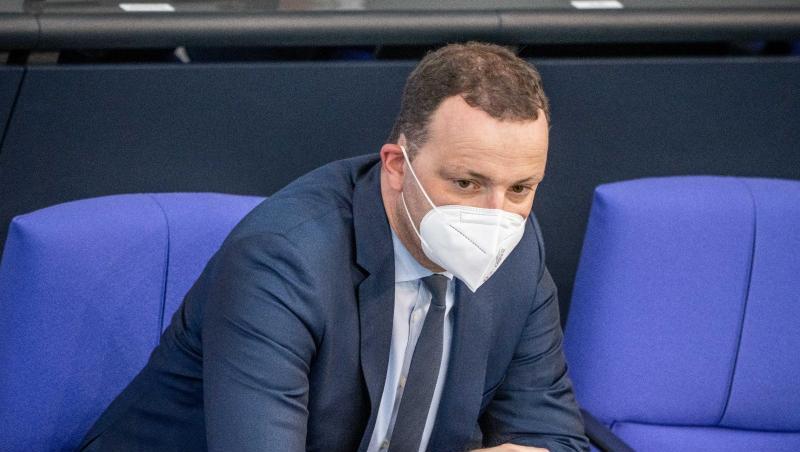 Gesundheitsminister Jens Spahn (CDU) wurde während der Debatte zur Pandemie-Notlage von der Opposition angegriffen.