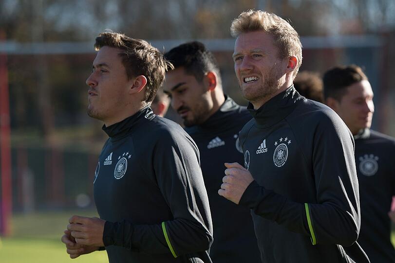 Die Bilder vom DFB-Training beim FC Bayern.