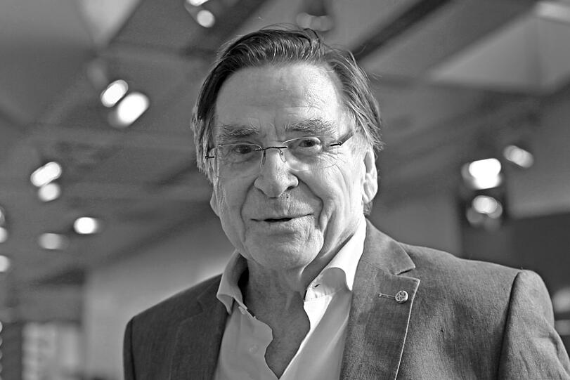Schauspieler Elmar Wepper ist am 31. Oktober im Alter von 79 Jahren gestorben. Der Bruder von TV-Star Fritz Wepper soll einfach umgekippt sein.