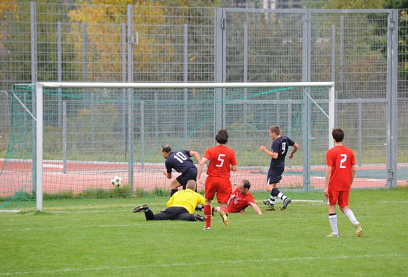 Real Hinterbrühl gegen die Munich Kickers: Die Bilder vom 33. Freizeitkicker-Finale.