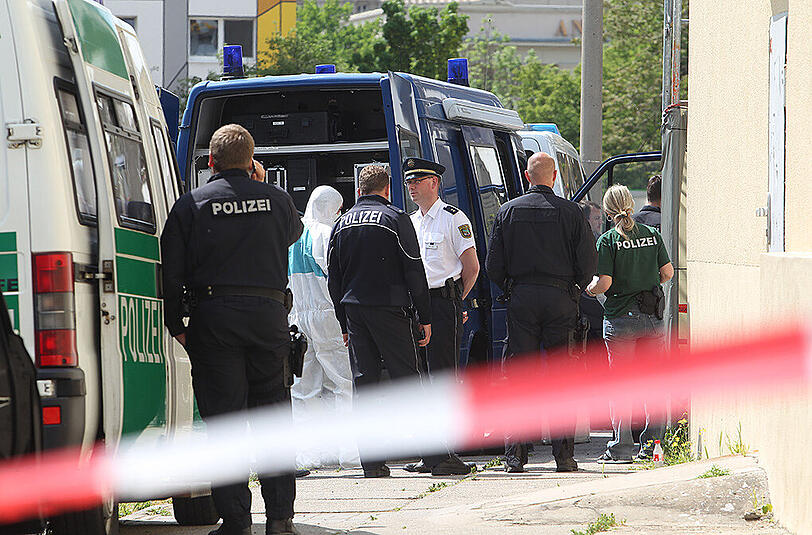 Die mutmaßlichen Täter wurden wohl gefunden. Bei ihnen soll es sich um ein Pärchen handeln.