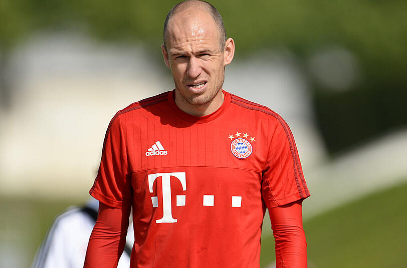 Arjen Robben ist zurück im Mannschafstraining des FC Bayern.